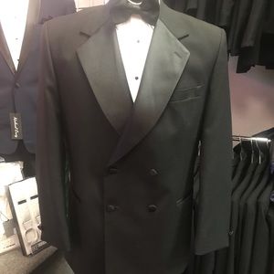 NWOT Double Breasted Notch Tuxedo